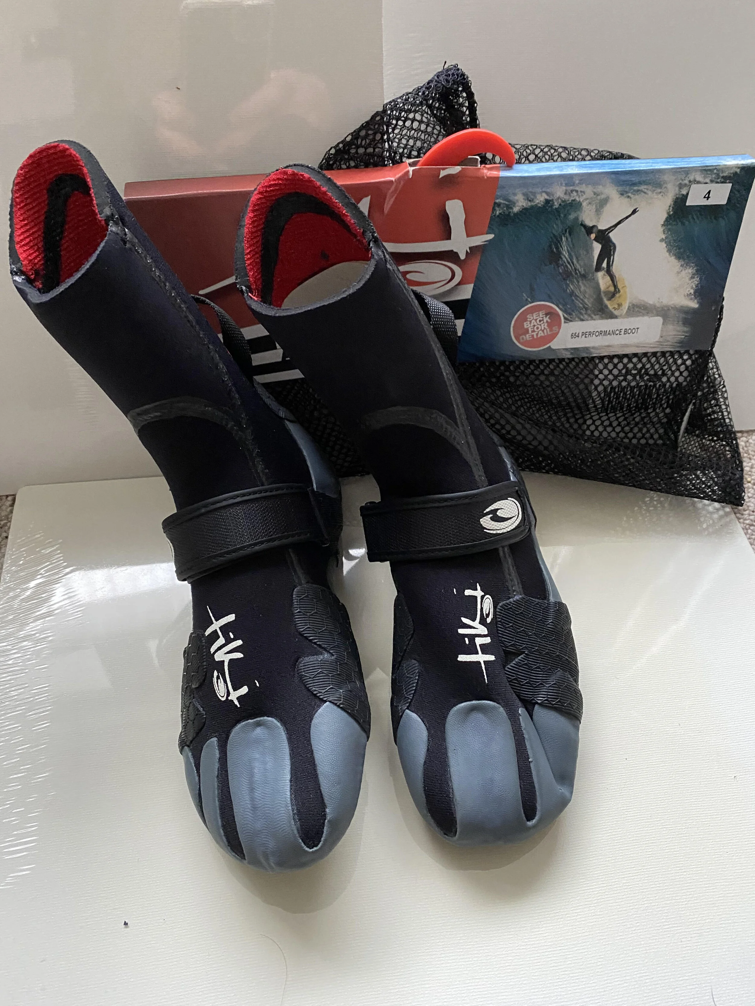 Tiki 2025 wetsuit boots